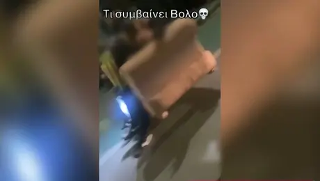 Νεαροί στον Βόλο έβαλαν καναπέ σε πατίνια
