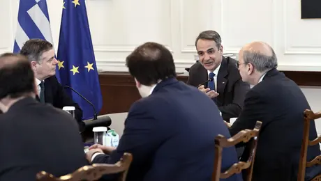 Ο Κυριάκος Μητσοτάκης με τον πρόεδρο του Eurogroup