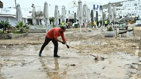Ζημιές από την κακοκαιρία στην Πάρο