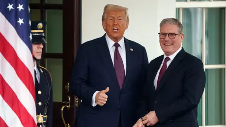 Ντόναλντ Τραμπ - Κιρ Στάρμερ