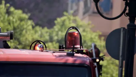 Πυροσβεστικό όχημα στο Παγκράτι