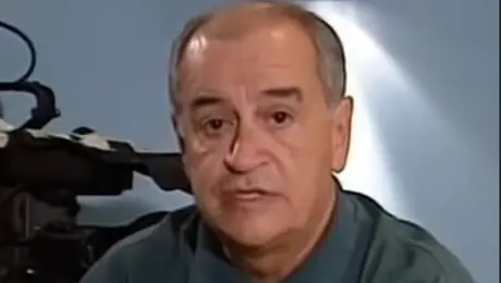 Κώστας Λυχναράς