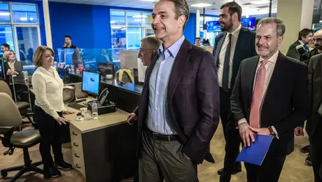 Επίσκεψη Μητσοτάκη στο Ραδιομέγαρο της ΕΡΤ