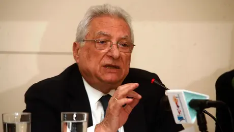 Πέτρος Μολυβιάτης