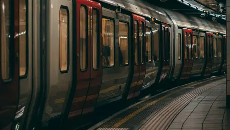 Η γραμμή του Μετρό που χάνονται τα περισσότερα ερωτικά παιχνίδια κάθε χρόνο