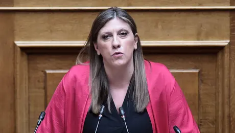 Η Κωνσταντοπούλου τοποθετείται στη Βουλή για τα Τέμπη