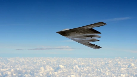 B-2 βομβαρδιστικό