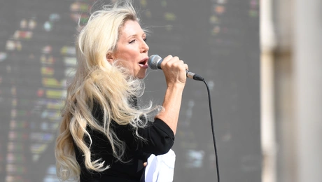 Η Κέιτ Σεμιράνι έγινε γνωστή την περίοδο του Covid-19