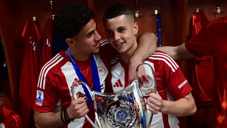 Κωστούλας - Μουζακίτης