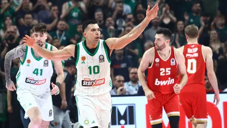 Κώστας Σλούκας