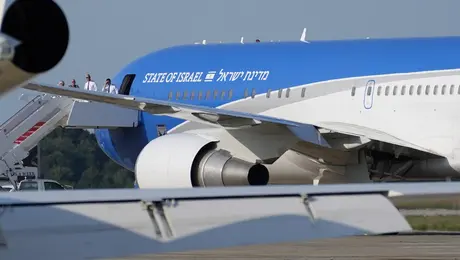 ισραηλ αεροπλανο