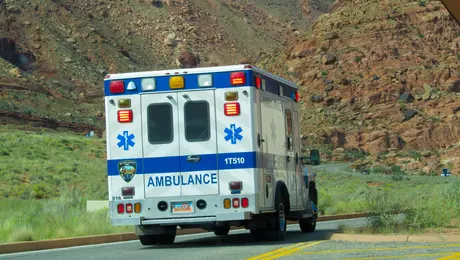 Ασθενοφόρο 