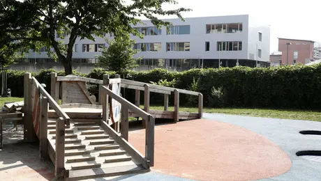 Το σχολείο όπου καταγράφηκαν οι πυροβολισμοί στην Αυστρία