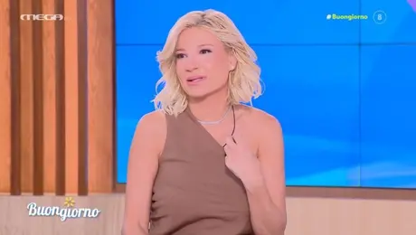 Φαίη Σκορδά: «Είμαι τελείως άυπνη» - Η αποκάλυψη για τη νυχτερινή της περιπέτεια