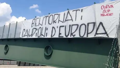 Το «τρολ» πανό των οπαδών της Μίλαν