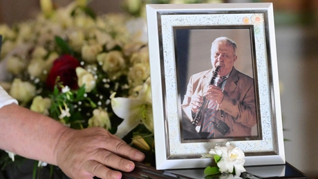 Κηδεία του Πετρολούκα Χαλκιά