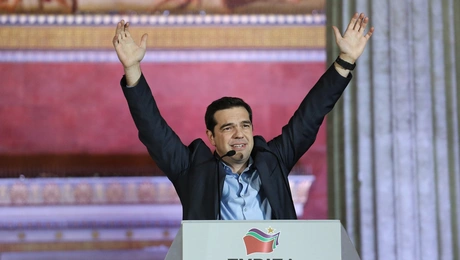 ΟΜΙΛΙΑ ΤΟΥ ΠΡΟΕΔΡΟΥ ΤΟΥ ΣΥΡΙΖΑ ΑΛΕΞΗ ΤΣΙΠΡΑ ΣΤΑ ΠΡΟΠΥΛΑΙΑ ΓΙΑ ΤΟ ΕΚΛΟΓΙΚΟ ΑΠΟΤΕΛΕΣΜΑ