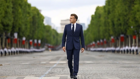 Ο Εμάνουελ Μακρόν την ημέρα της Βαστίλης