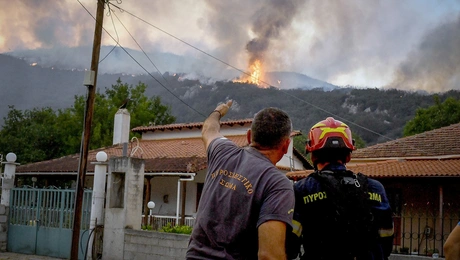 Εστία στη φωτιά του Φενεού