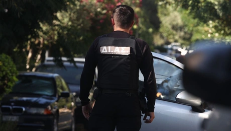 βόμβα στο σπίτι του Γιάννη Πρετεντέρη