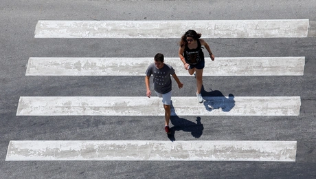 Ζεστός καιρός στην Αθήνα