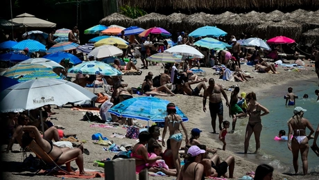 Ζεστός καιρός στην Αθήνα