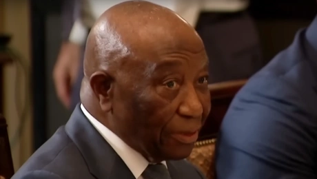 Ο πρόεδρος της Λιβερίας σε συνάντηση με τον Τραμπ