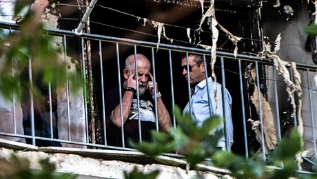 Ο Πέτρος Φιλιππίδης στο σπίτι του