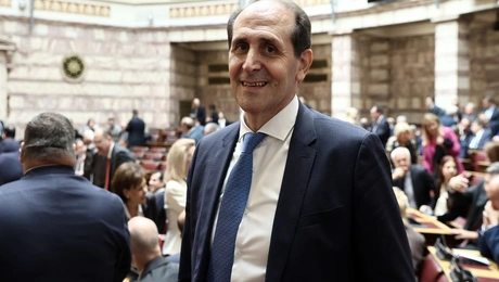 Απόστολος Βεσυρόπουλος