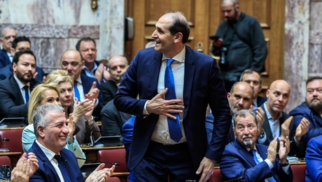 Απόστολος Βεσυρόπουλος