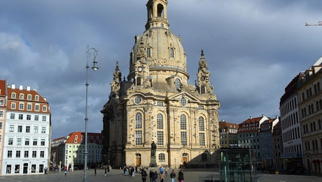 Η βόμβα εντοπίστηκε στην πλατεία της Φρόιενκιρχε