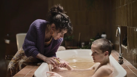 Φερ' την Πίσω ταινια αδελφοι φιλιπου μπανιερα κοριτσι