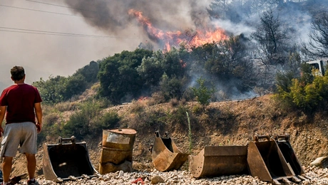 Φωτιά στην Πάτρα