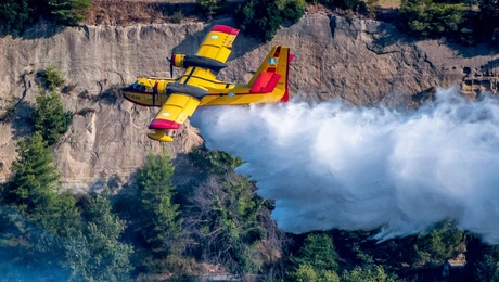 Αεροπλάνο σε κατάσβεση