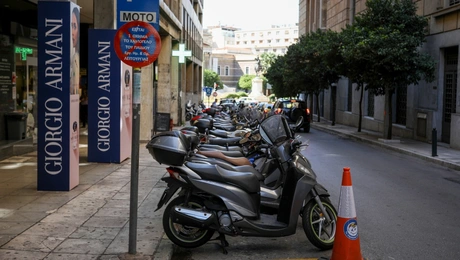Θέσεις πάρκινγκ στην Αθήνα