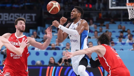 Γιάννης Αντετοκούνμπο