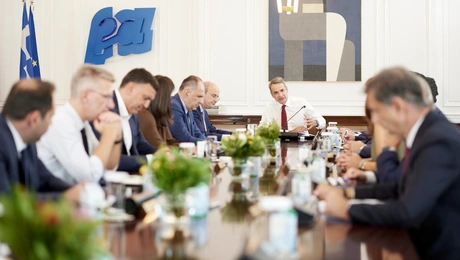 Μητσοτάκης - Συνεδρίαση