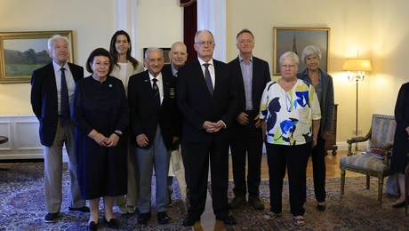 Ο Κωνσταντίνος Τασούλας μαζί με τους προέδρους εθνικών επιτροπών