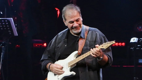 Δημήτρης Σταρόβας