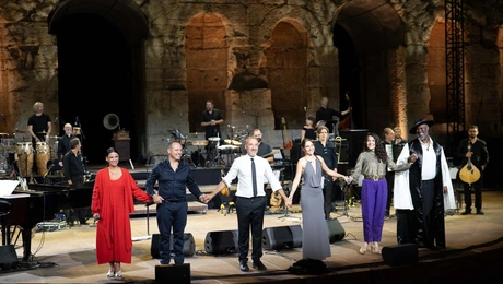 Με τεράστια επιτυχία σε ένα κατάμεστο Ηρώδειο ο Μίνως Μάτσας συνεπήρε το κοινό με την συναυλία του στο Ηρώδειο