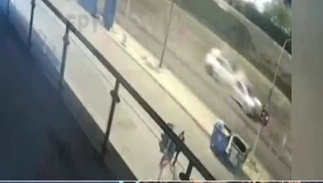 καραμπόλα Βουλιαγμένης