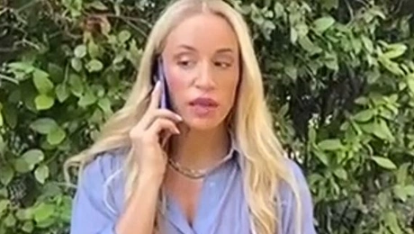 H Καρολίνα Πελενδρίτου μιλώντας στο ΣΚΑΙ