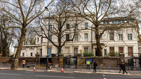 Η ρωσική πρεσβεία στη Μεγάλη Βρετανία