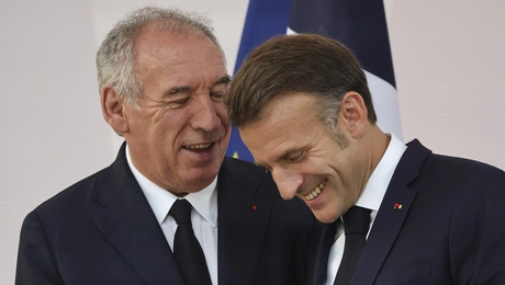 Φρανσουά Μπαϊρού και Εμανουέλ Μακρόν