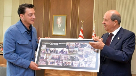 Ο Οζίλ και ο Τατάρ