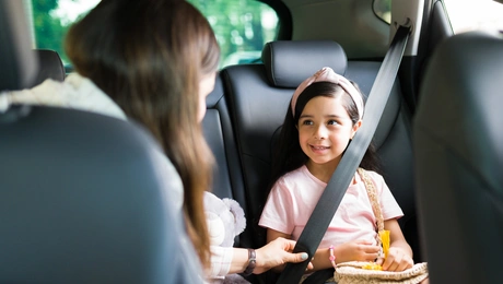 Παιδί στο αυτοκίνητο