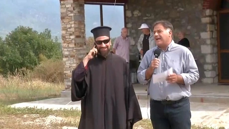 Ο παπάς - μποξέρ από τις Σέρρες