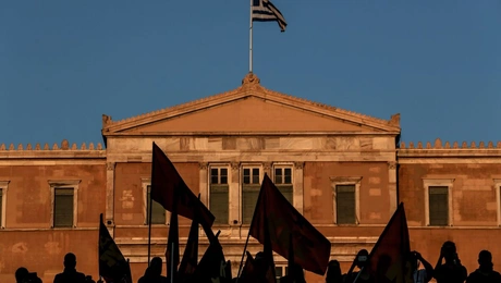 Σύνταγμα Βουλή σημαίες