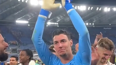 Μπερκέ Οζέρ