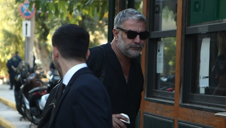 Βασίλης Μπισμπίκης